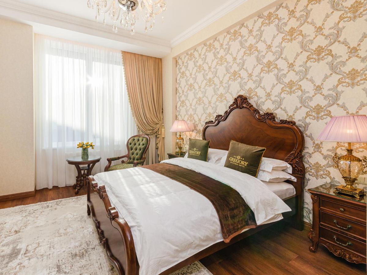 Gregory Hotel Dendrarium Park Chişinău Esterno foto